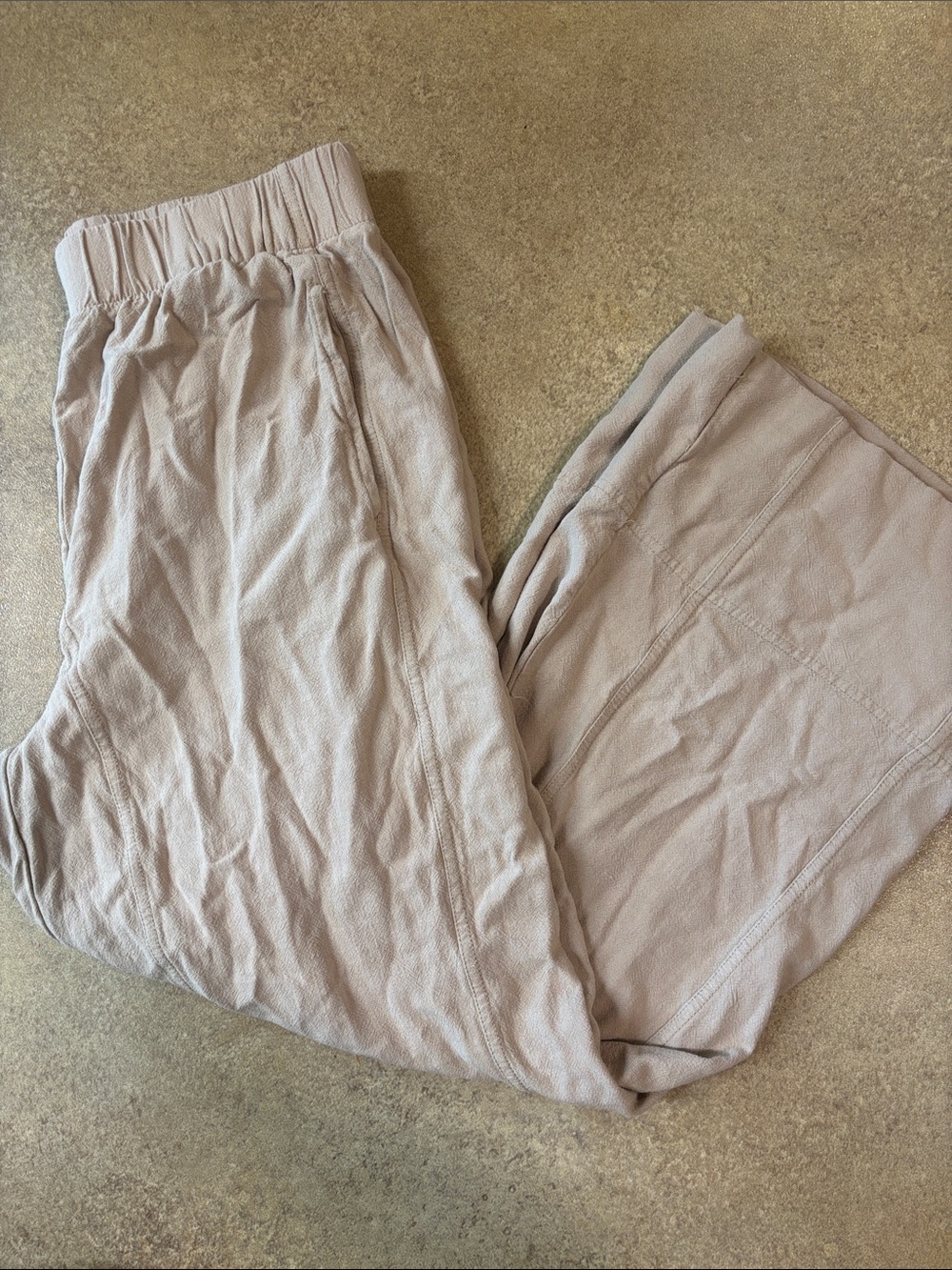 Women’s Wide Leg Linen-Blend Pants in Light Taupe